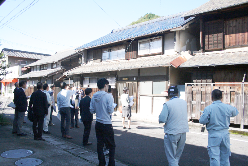 川辺町空き家視察