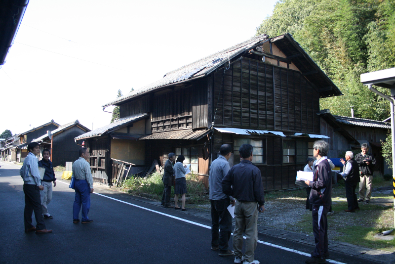 川辺町空き家視察