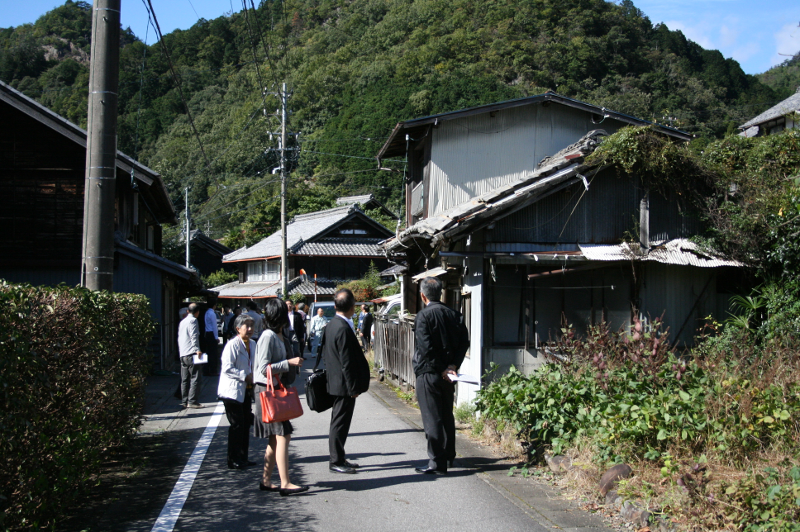 川辺町空き家視察